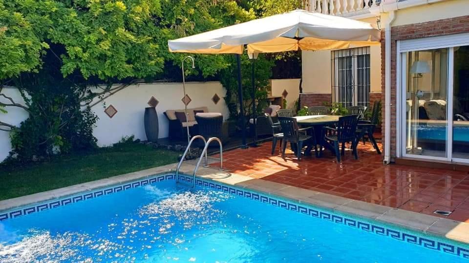 Villa Albaida La Zubia  Esterno foto